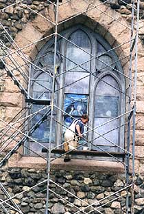 Stained glass window scaffolding